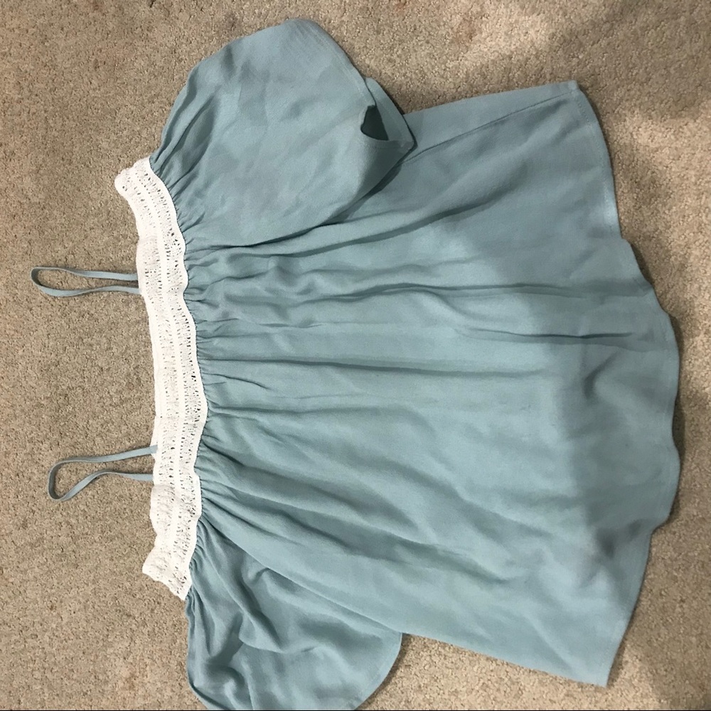 flowy 1/4 sleeve shirt